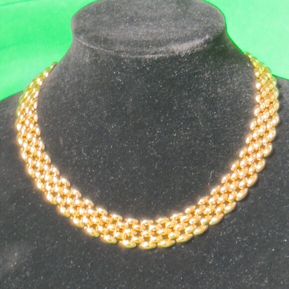 Gold-Tone Oval Link Statement Necklace Secure Clasp 18" Women - Picture 8 of 8